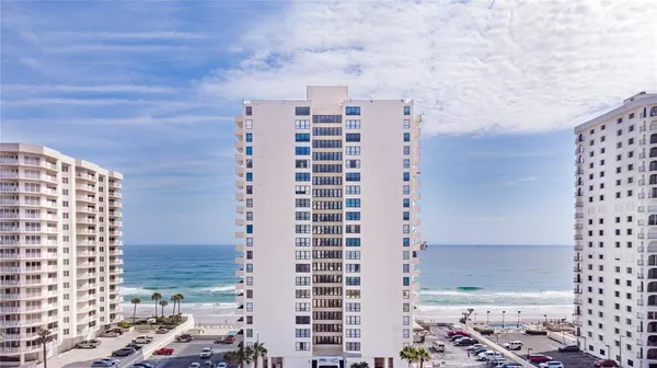 $309,900 | 2987 South Atlantic Avenue, Unit T030, Daytona Beach, FL 32118
