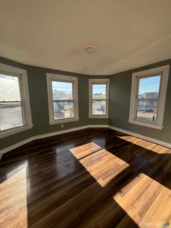 $2,000 | 295 Shelton Street, Bridgeport, CT 06608