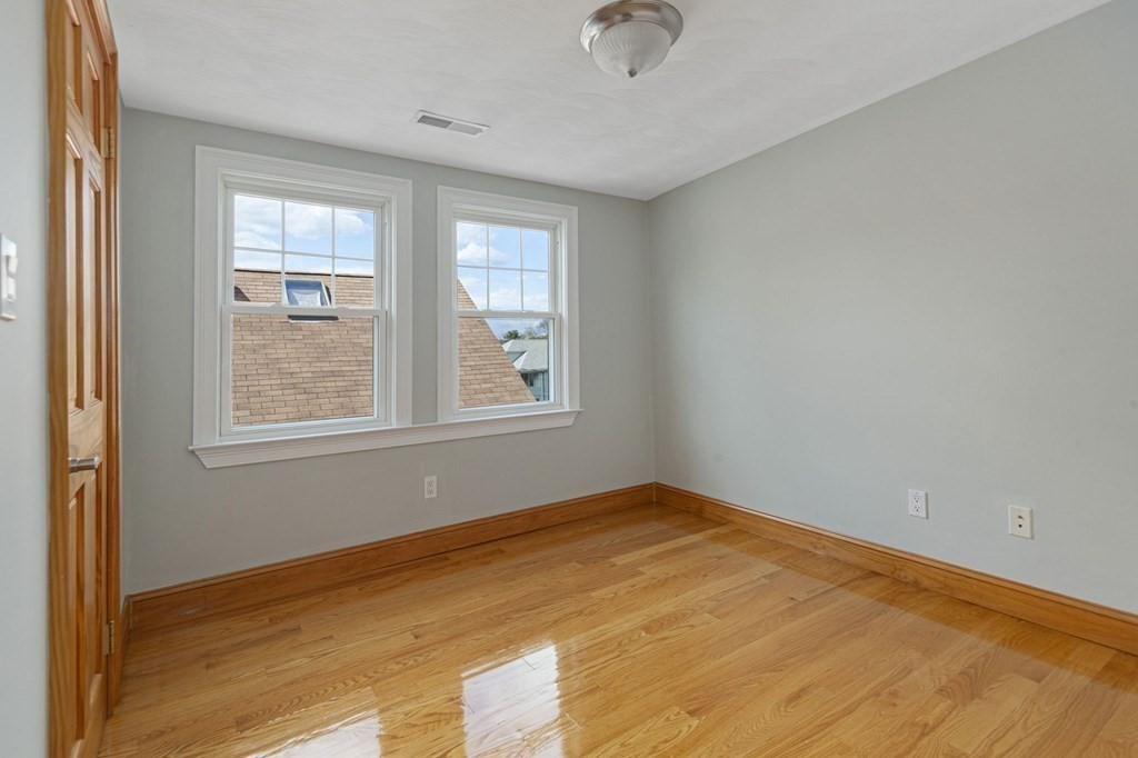89-91 Wellsmere Road, Unit 3 Boston, MA 02131 - Photo 8 of 16 Gallery Image 8