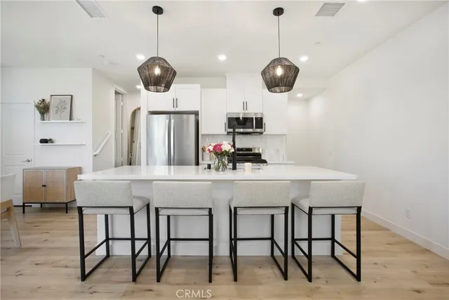 $769,999 | 1578 Topeka Avenue, Unit 2, Placentia, CA 92870