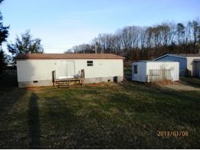 111 Young Road Johnson City, TN 37604 - Photo 2 of 11 Back View