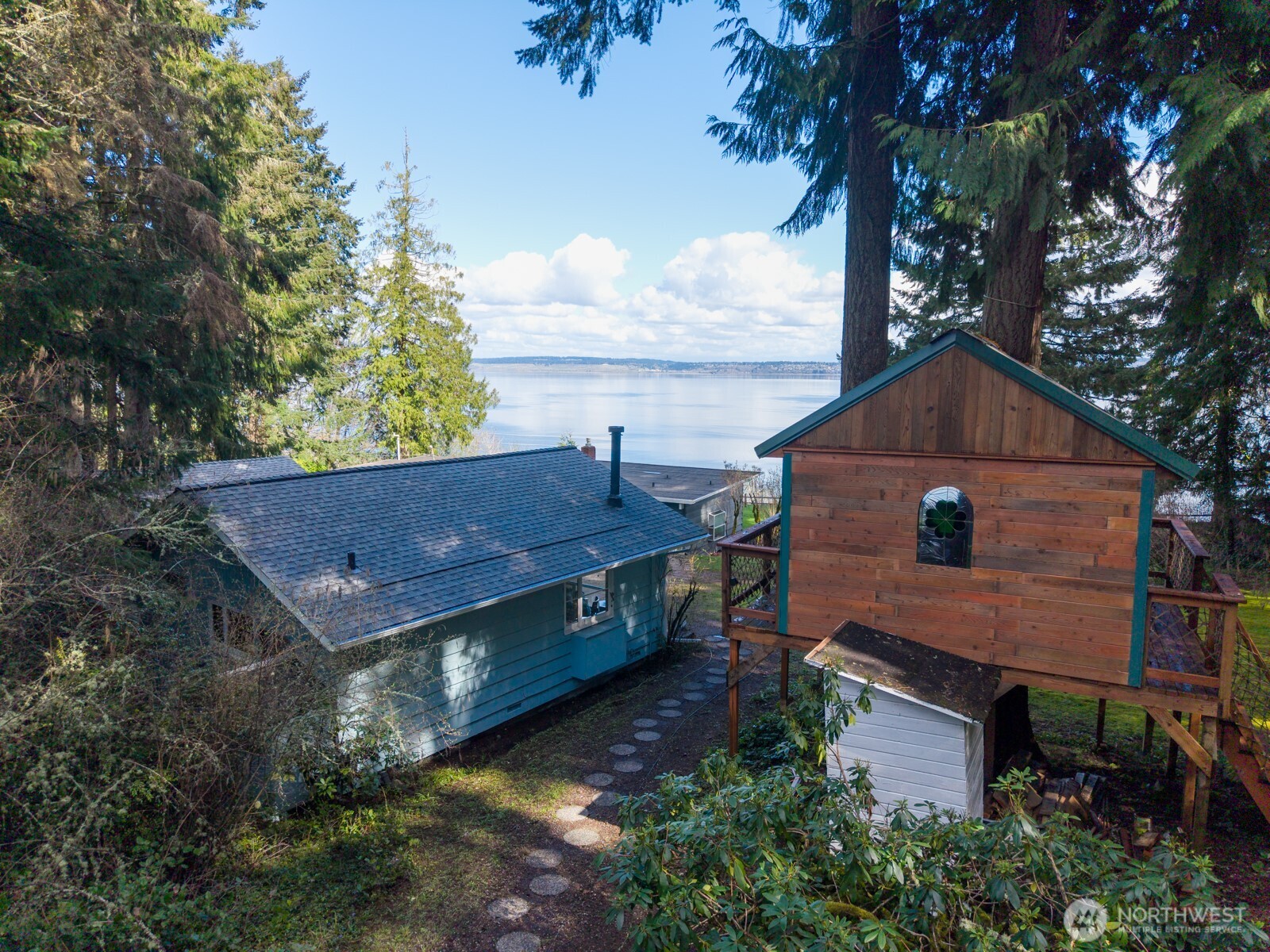 9513 Villa Beach Road Anderson Island, WA 98303 - Photo 34 of 37 Gallery Image 34