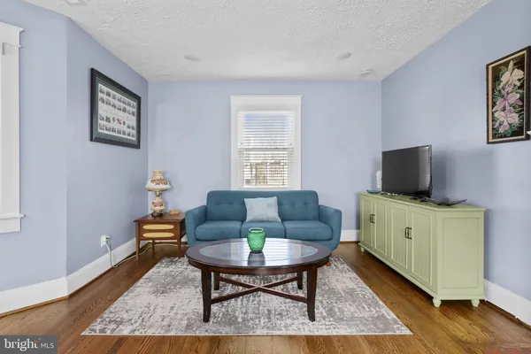 $430,000 | 202 Oak Avenue, La Plata, MD 20646