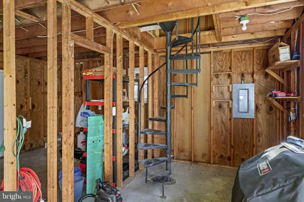 $430,000 | 202 Oak Avenue, La Plata, MD 20646