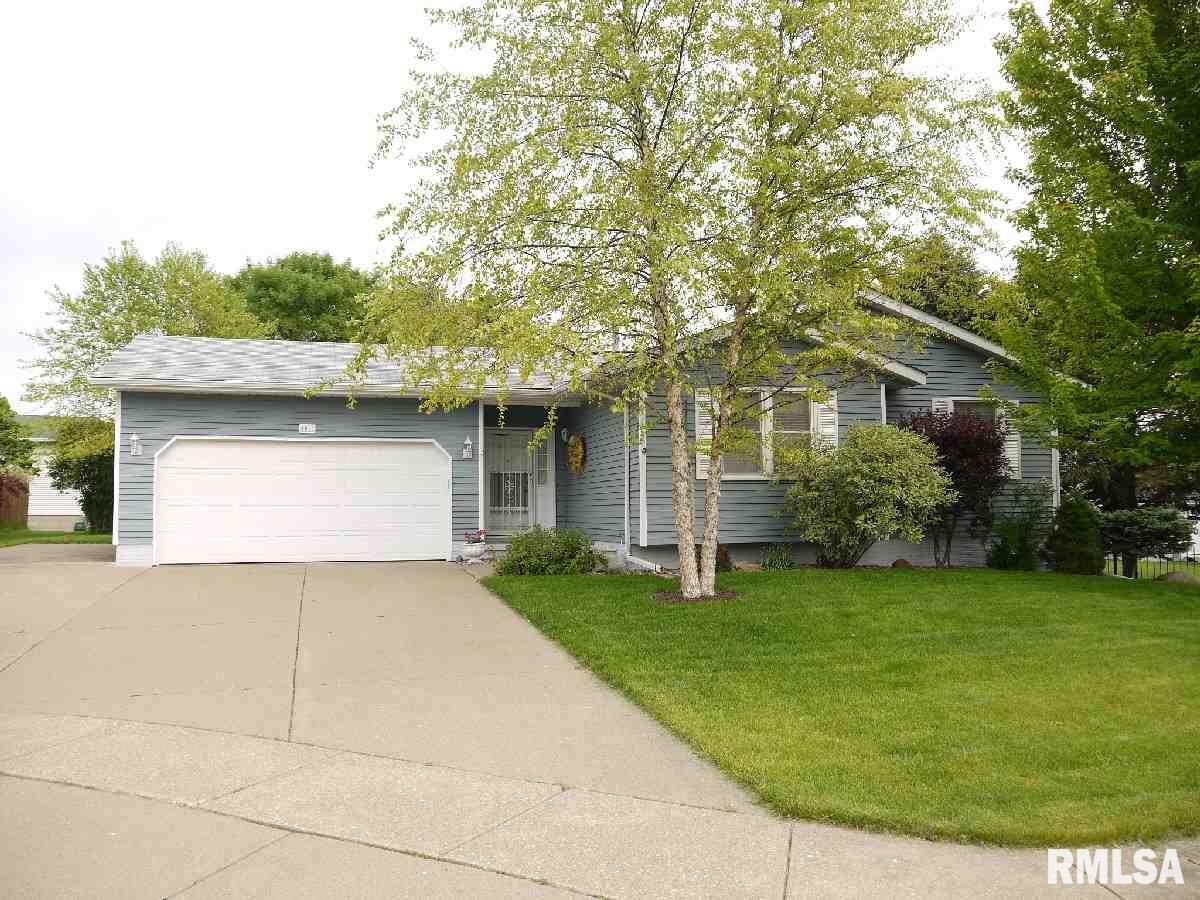 3519 Ridge Court Davenport, IA 52806 - Photo 1 of 23 Gallery Image 1