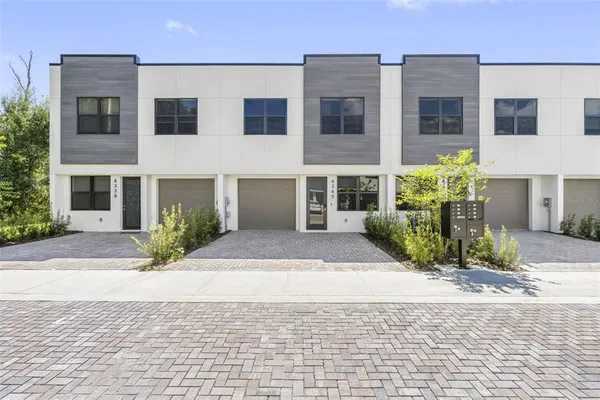 $2,900 | 4338 Villa Alina Court, Tampa, FL 33614