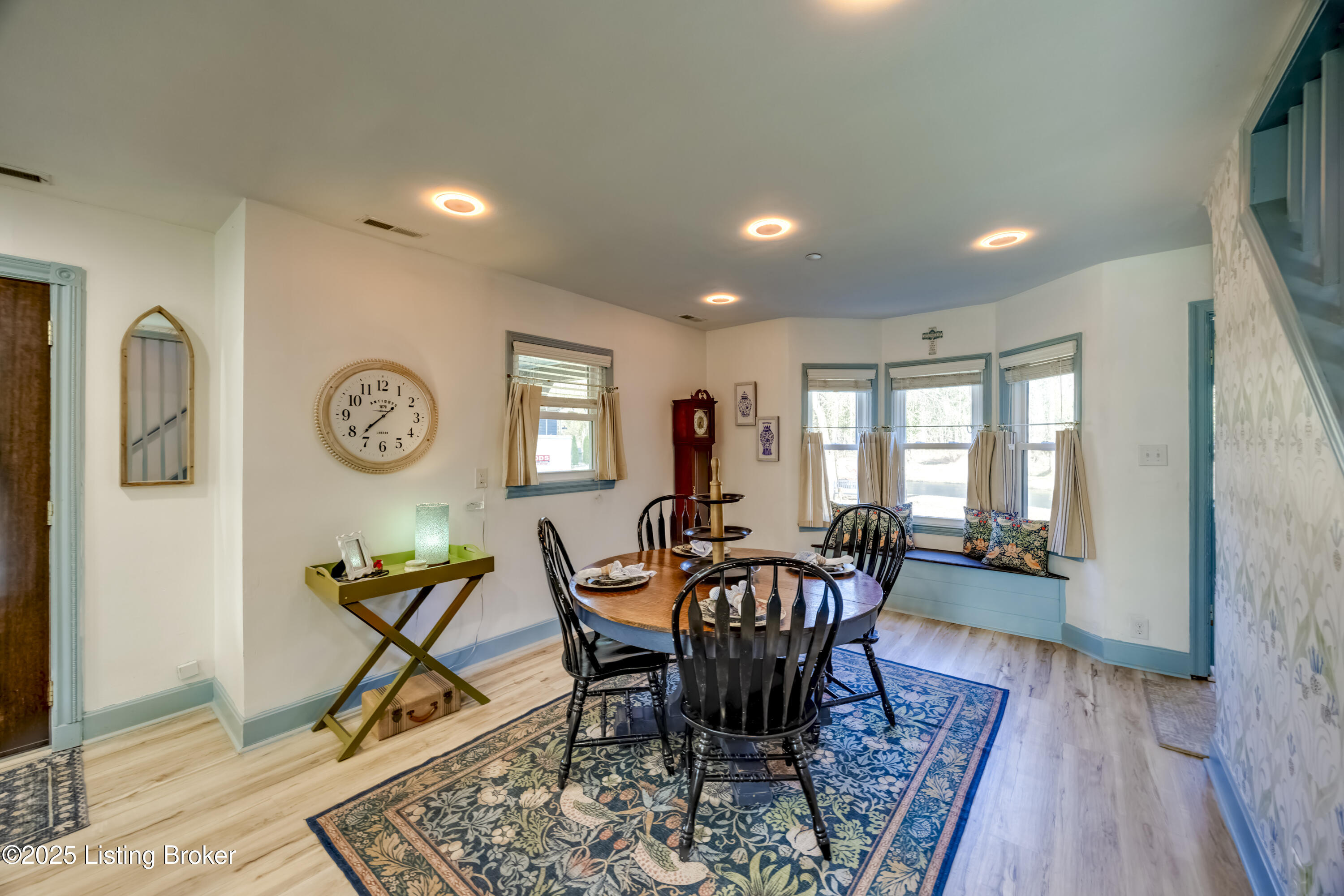 219 Wood Road Louisville, KY 40222 - Photo 13 of 60 2Y0A5251-A