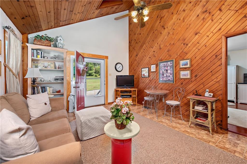 1431 Grove Road Pittsburgh, PA 15236 - Photo 16 of 25 Gallery Image 16