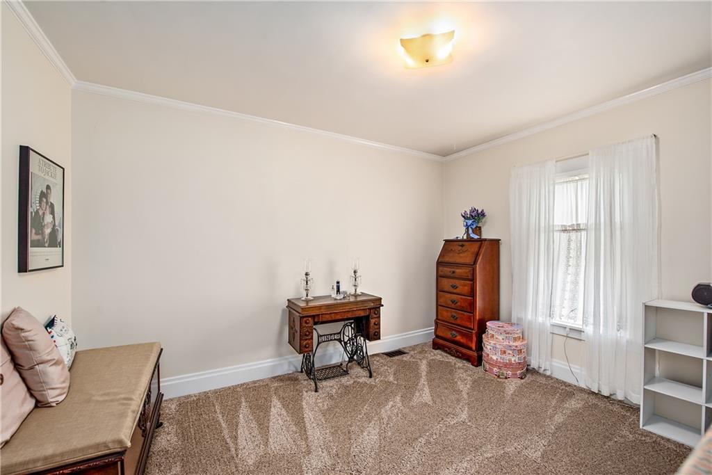 1431 Grove Road Pittsburgh, PA 15236 - Photo 18 of 25 Gallery Image 18