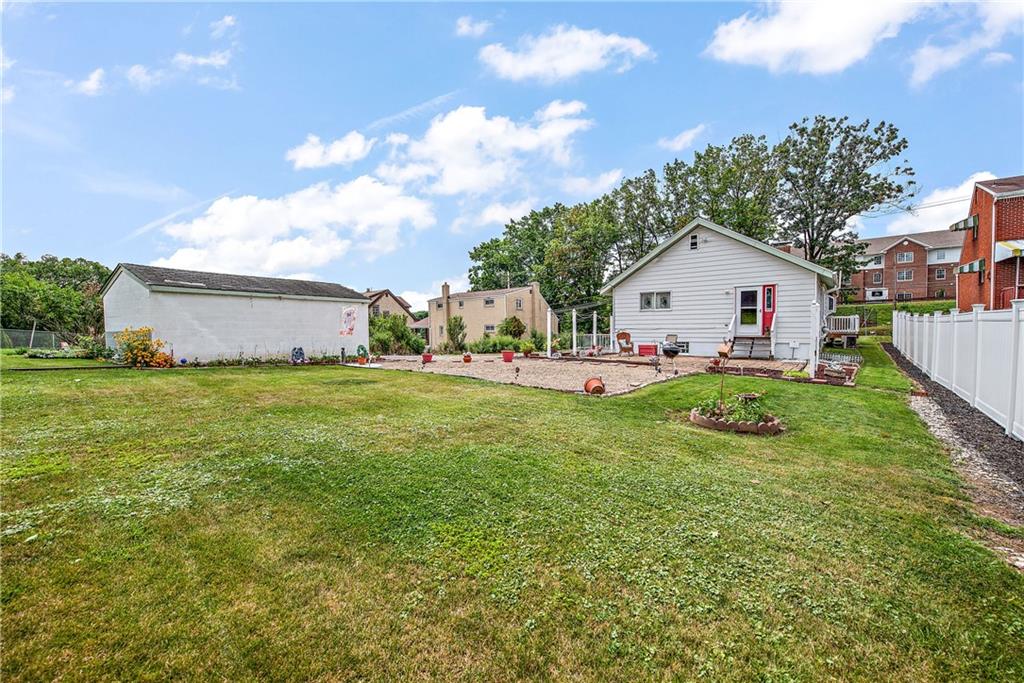 1431 Grove Road Pittsburgh, PA 15236 - Photo 24 of 25 Gallery Image 24