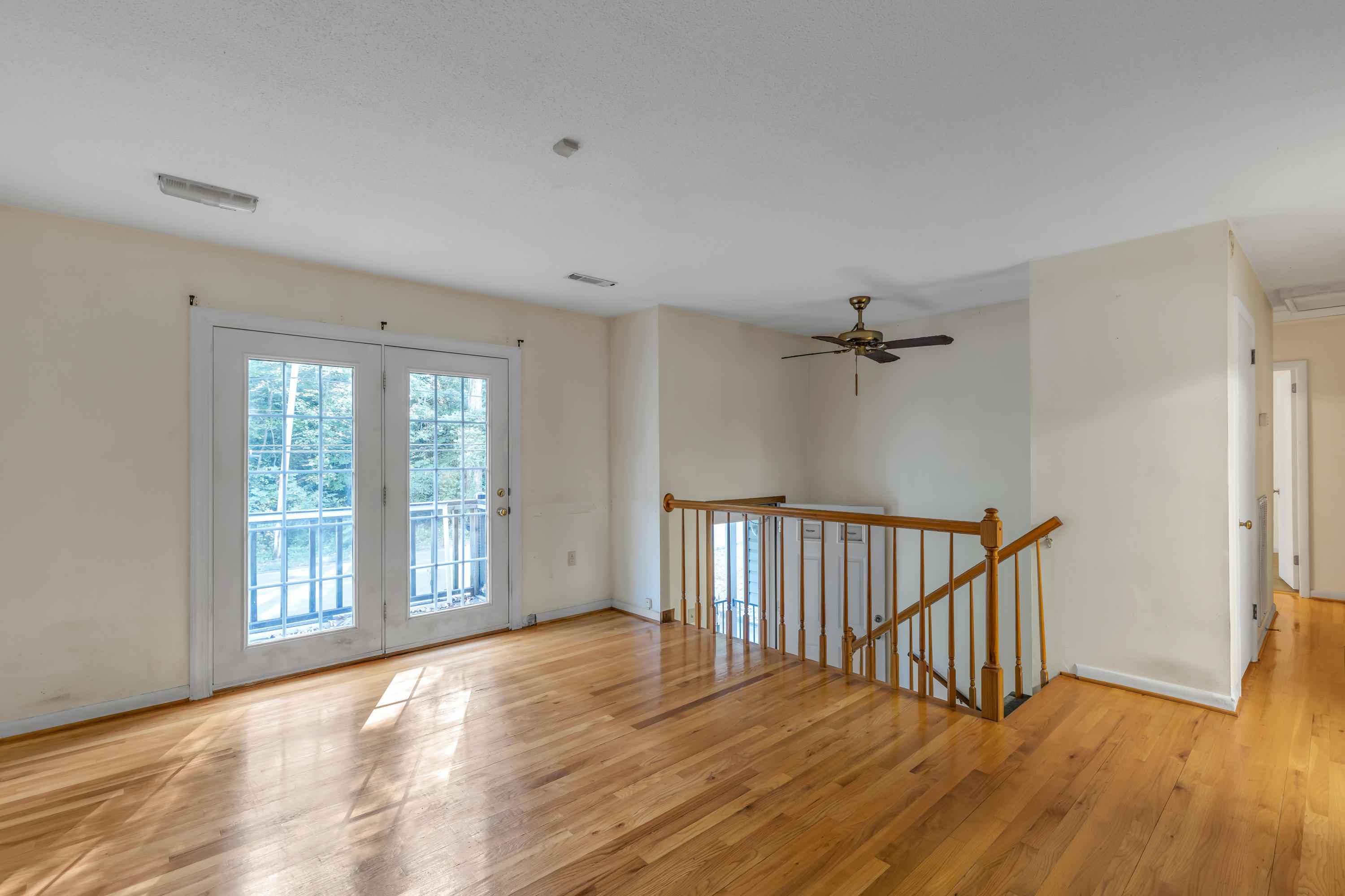 1761 Whiteoak Road Chattanooga, TN 37415 - Photo 4 of 24 4A8A3252