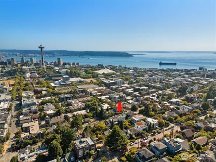 $5,308,000 | 362 Ward Street, Seattle, WA 98109