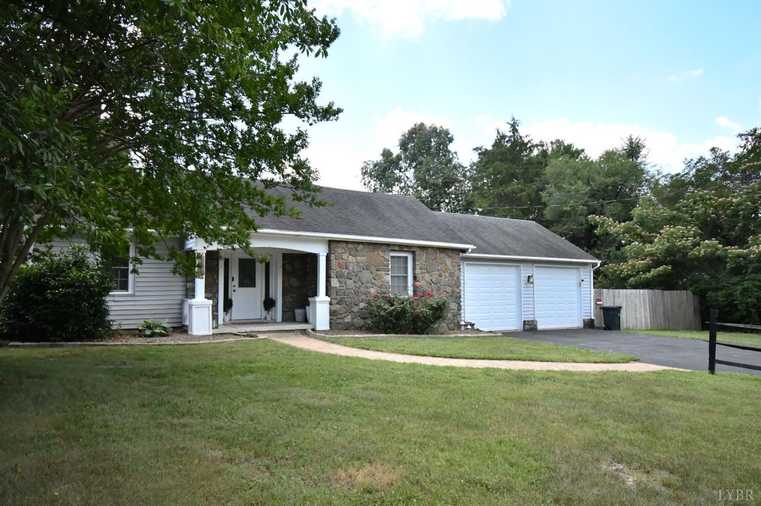 1217 Wood Road Lynchburg, VA 24502 - Photo 3 of 44