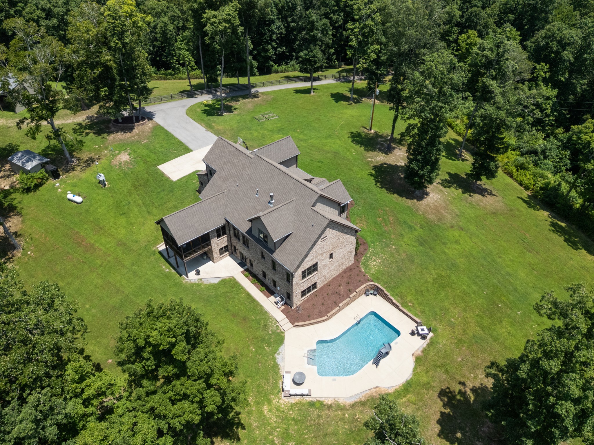 1370 Leatherwood Road White Bluff, TN 37187 - Photo 3 of 93