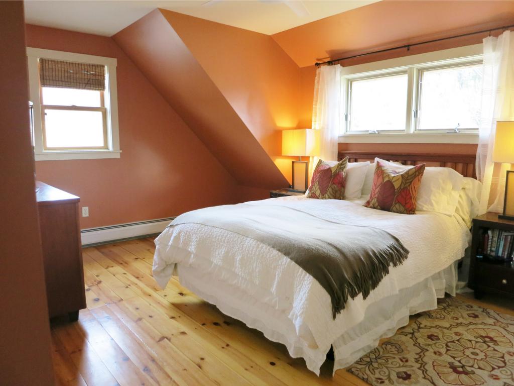 1593 Mayo Road Huntington, VT 05462 - Photo 13 of 26 Gallery Image 13