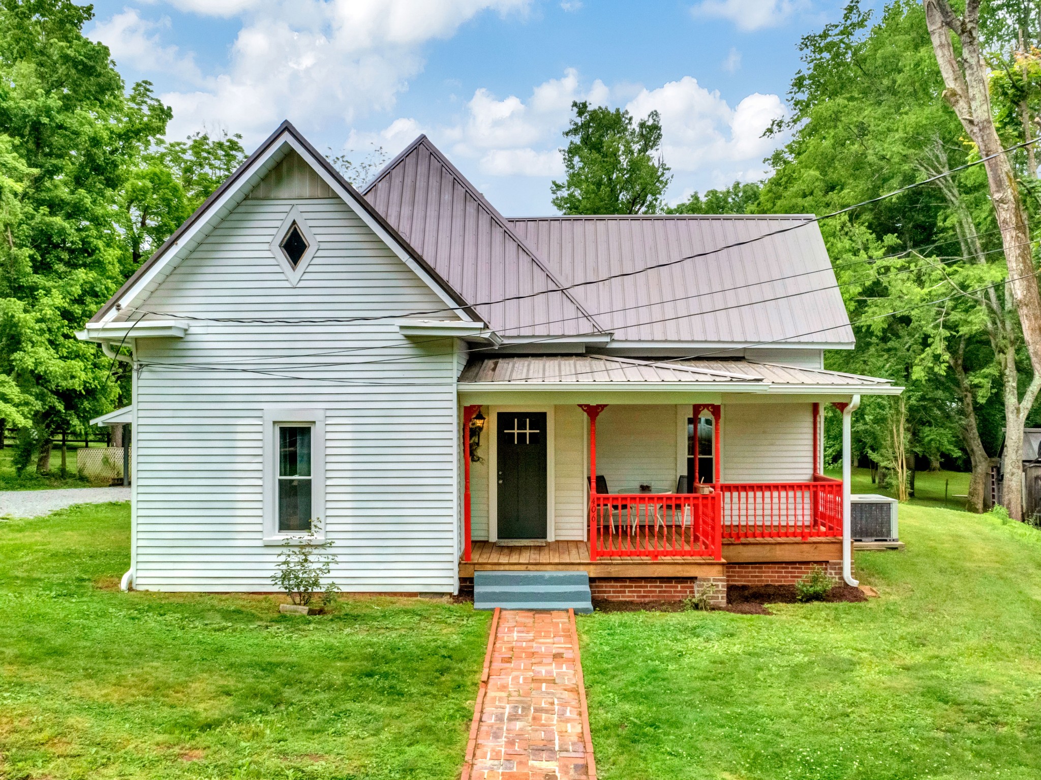 406 South Tunnel Road Gallatin, TN 37066 - Photo 1 of 39 Gallery Image 1