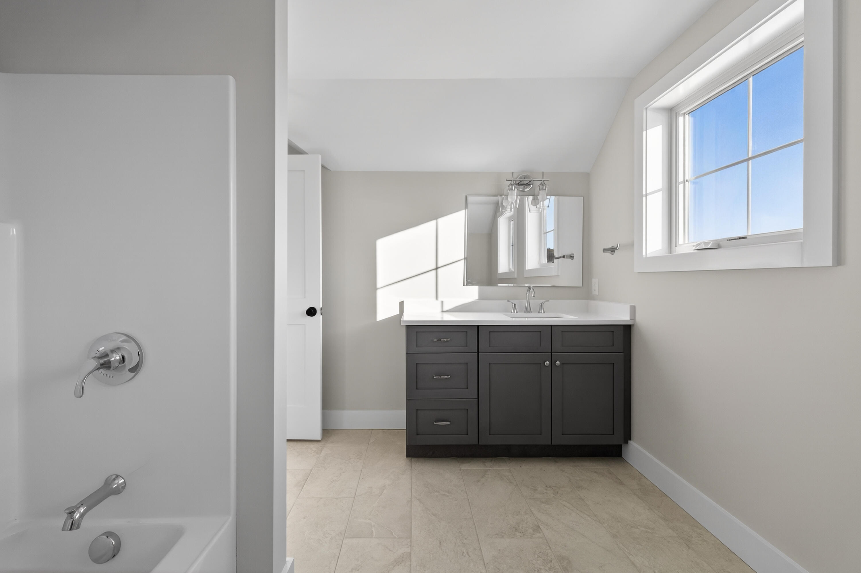 144 Owls Nest Road Portland, ME 04102 - Photo 22 of 33 137_144 Owls Nest Rd, Portland_MorneauSt