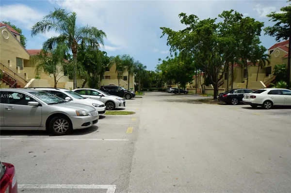 $2,600 | 13015 Southwest 88th Terrace South, Unit 201B, Miami, FL 33186