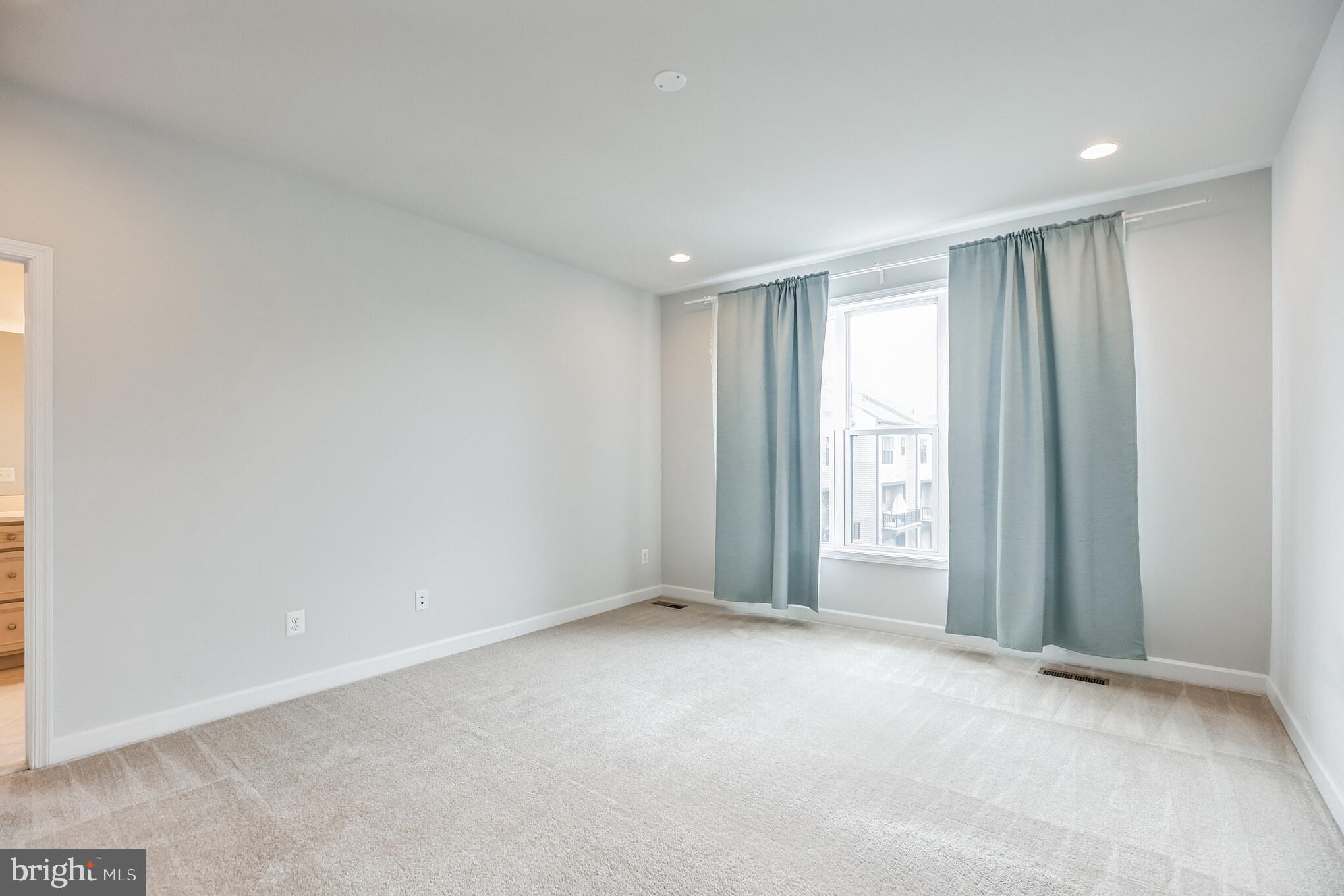 4484 Lateleaf Trail Fairfax, VA 22030 - Photo 21 of 30