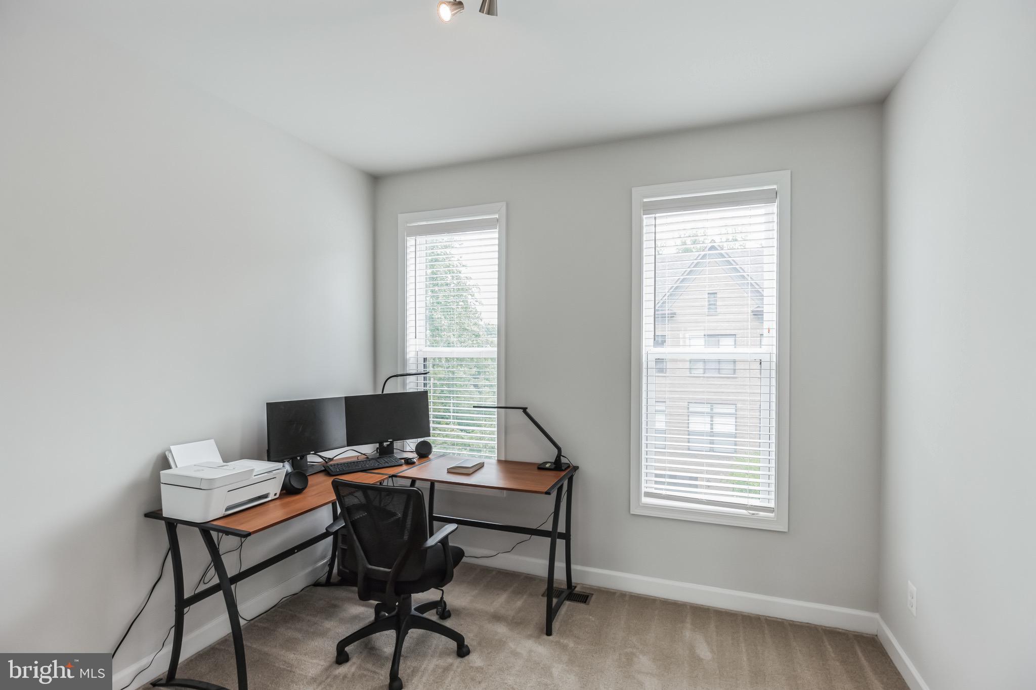 4484 Lateleaf Trail Fairfax, VA 22030 - Photo 27 of 30