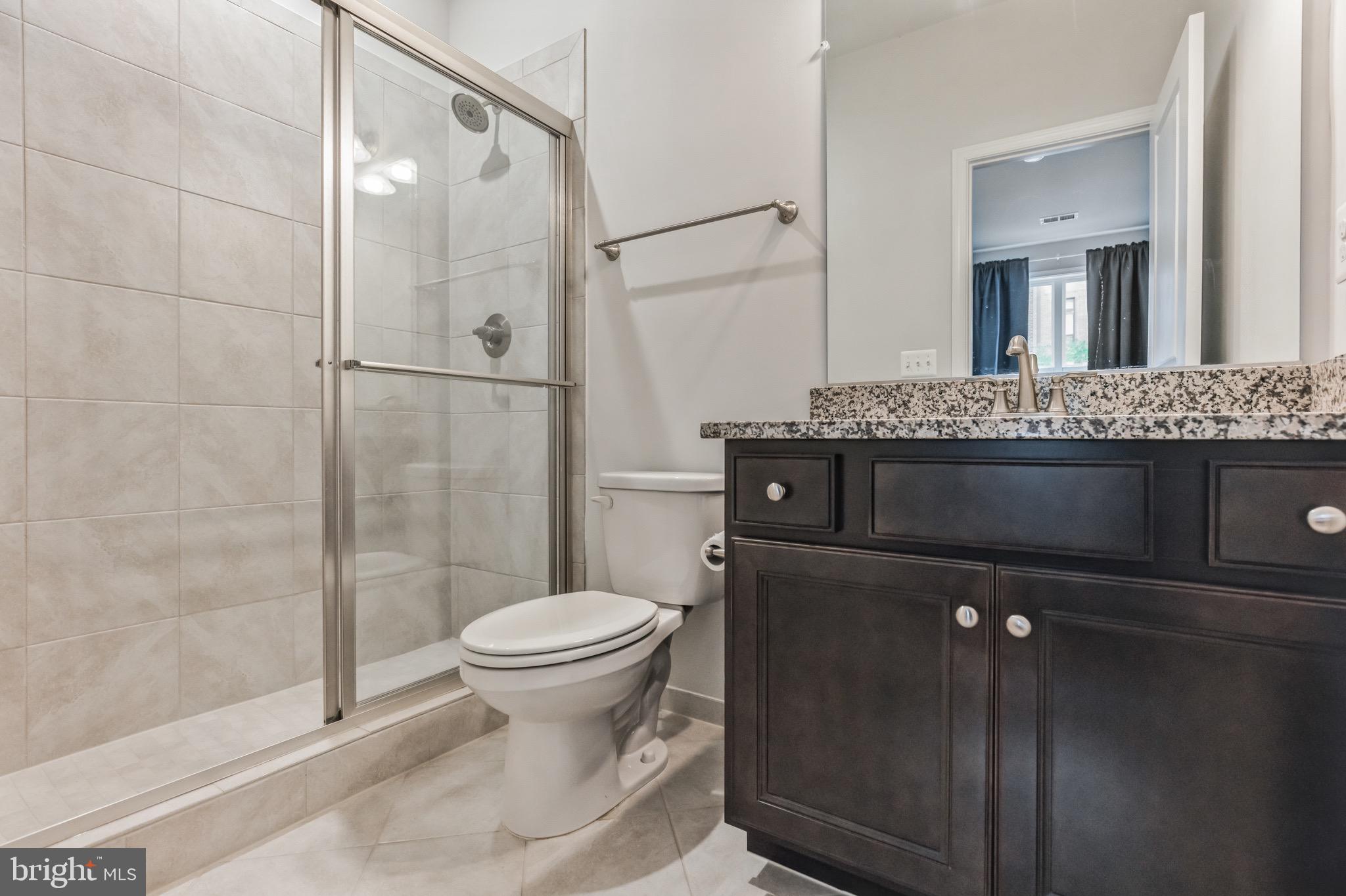 4484 Lateleaf Trail Fairfax, VA 22030 - Photo 8 of 30