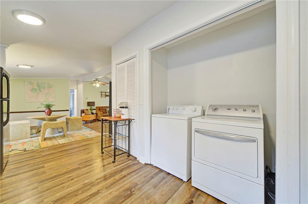 167 Jasmine Drive Ranger, GA 30734 - Photo 5 of 38 a view of living room with washer and dryer