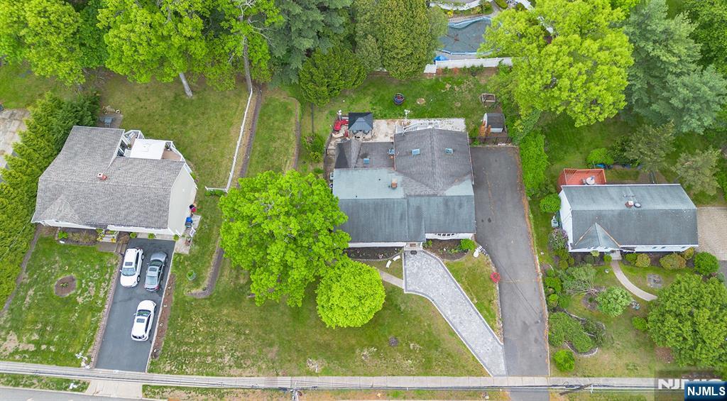 210 Alps Road Wayne, NJ 07470 - Photo 25 of 31