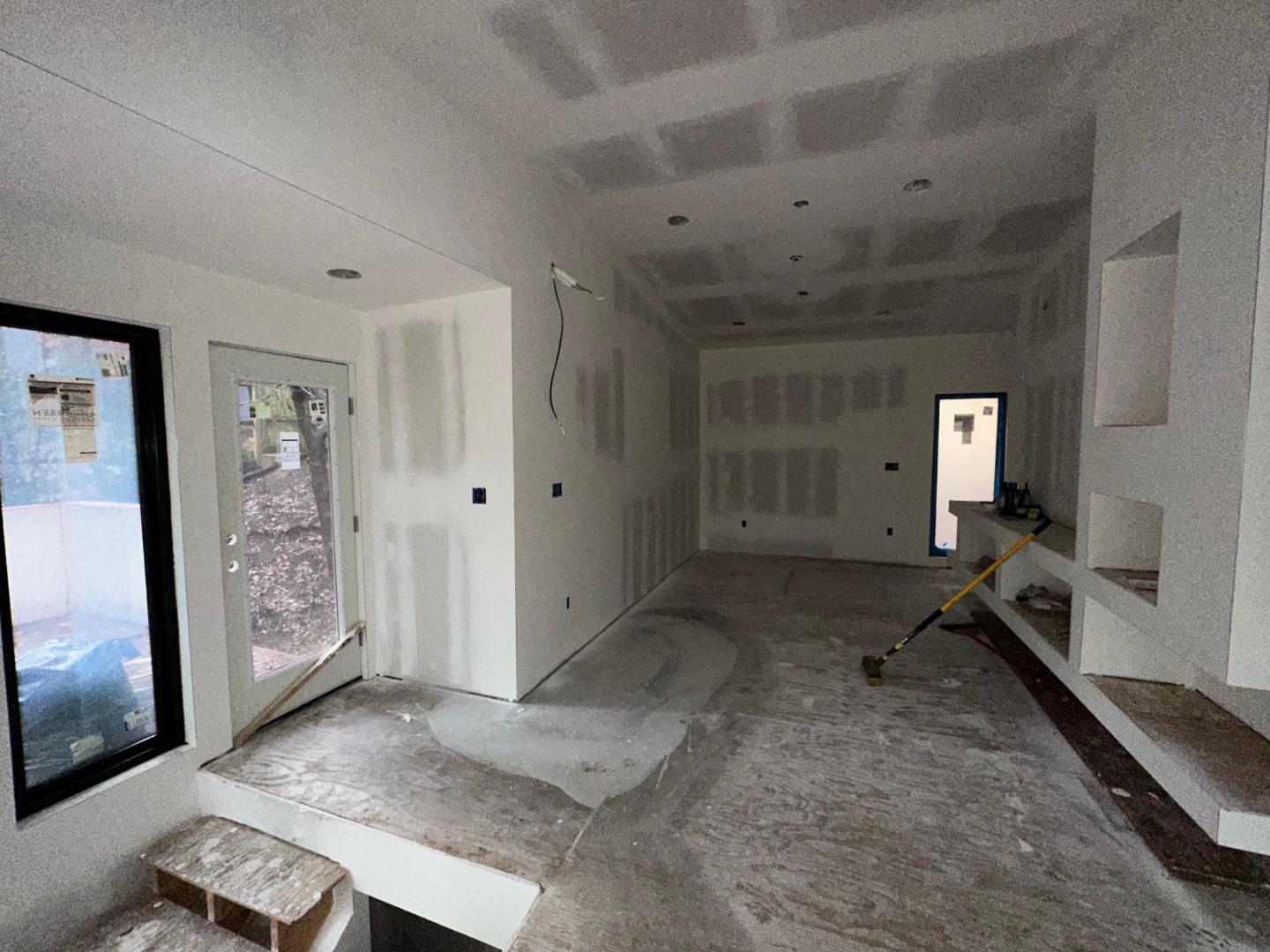 7032 Sayre Drive Oakland, CA 94611 - Photo 18 of 38 a view of a room with gym equipment