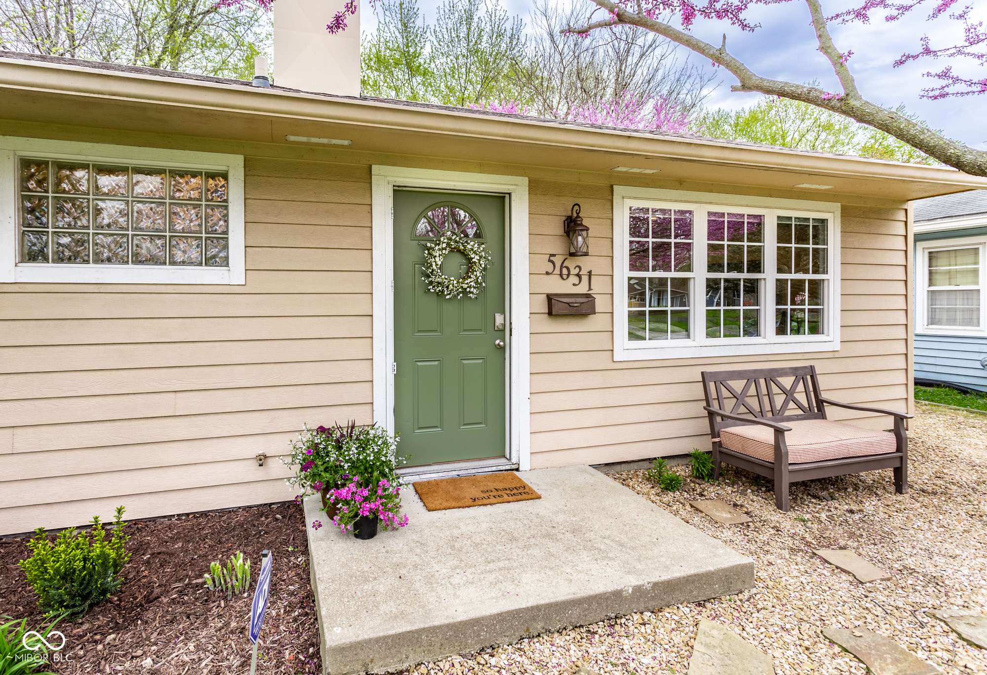 5631 Ralston Avenue Indianapolis, IN 46220 - Photo 2 of 22