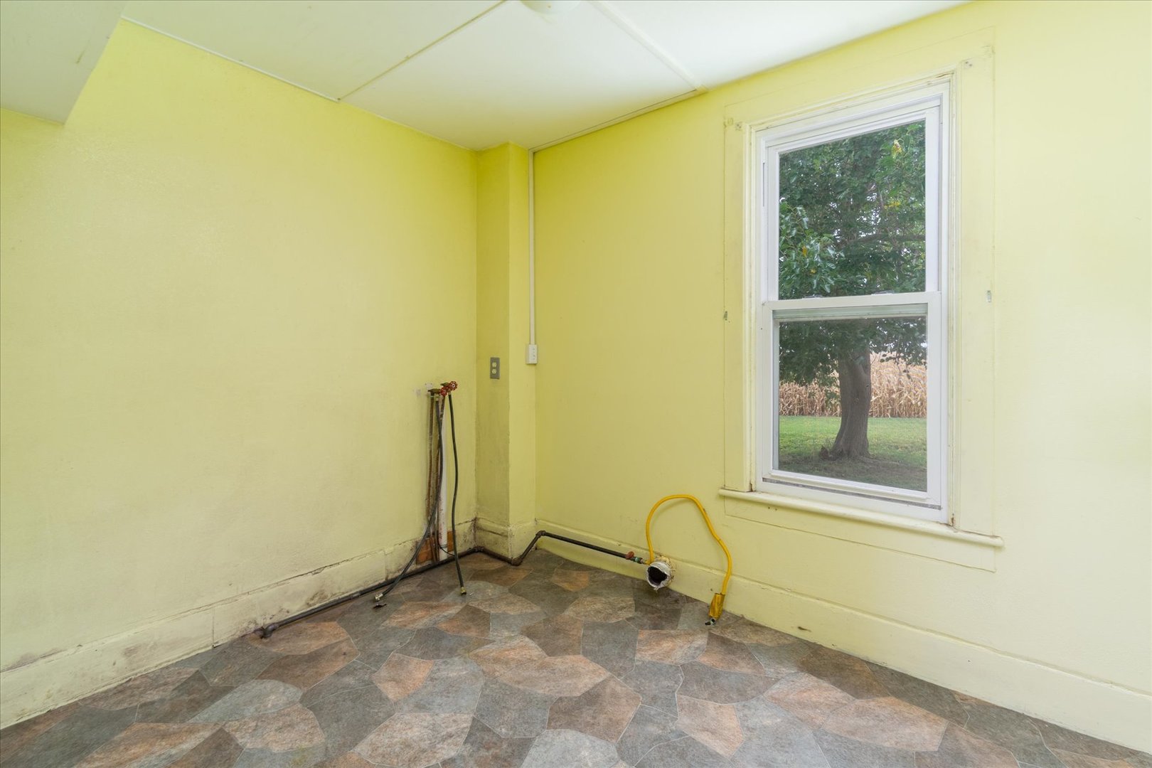 107 East Long Street Ohio, IL 61349 - Photo 19 of 33