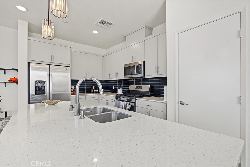 35104 Crop Place Fallbrook, CA 92028 - Photo 23 of 46 Gallery Image 23