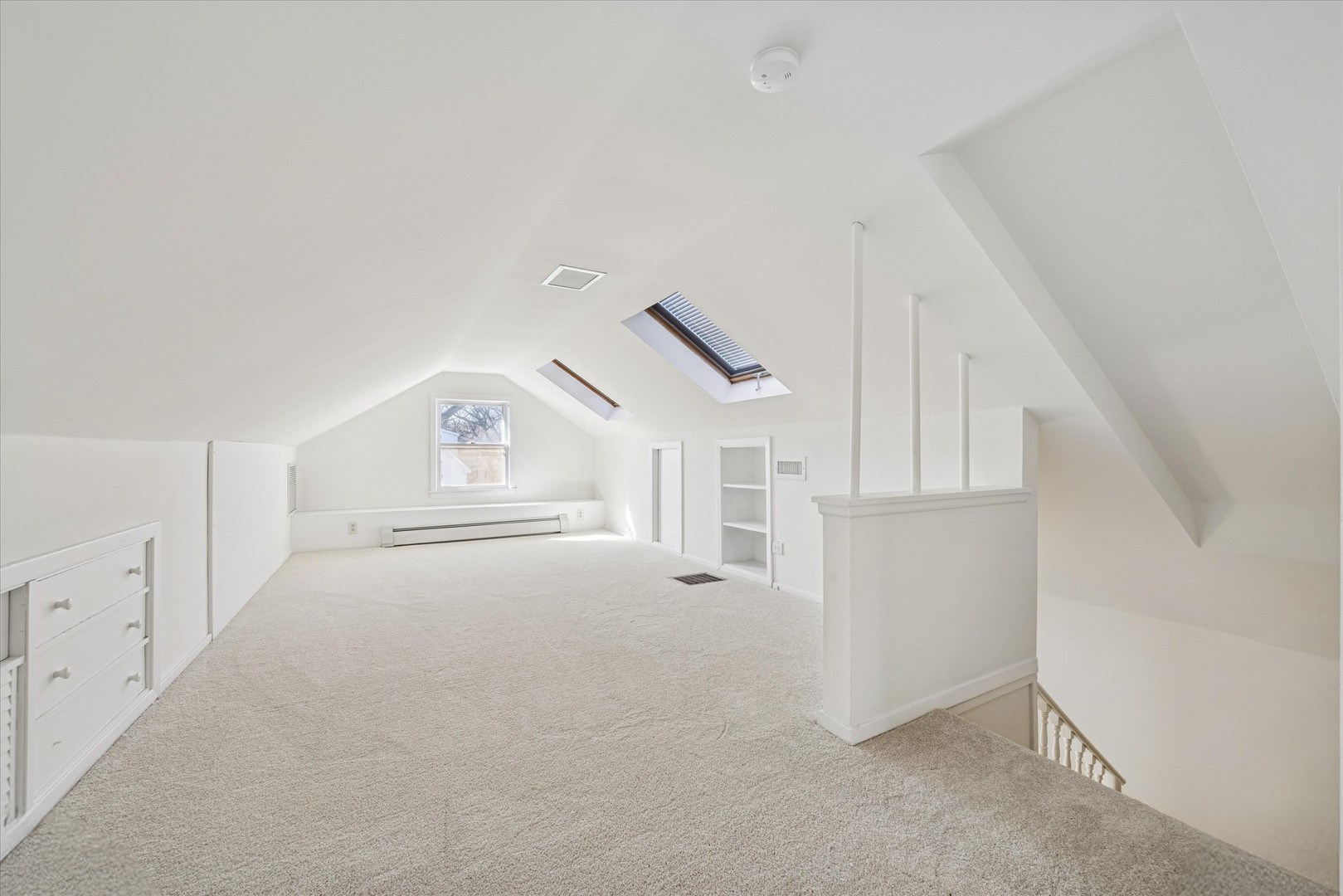3946 Howard Avenue Western Springs, IL 60558 - Photo 20 of 28 a view of empty room with white walls