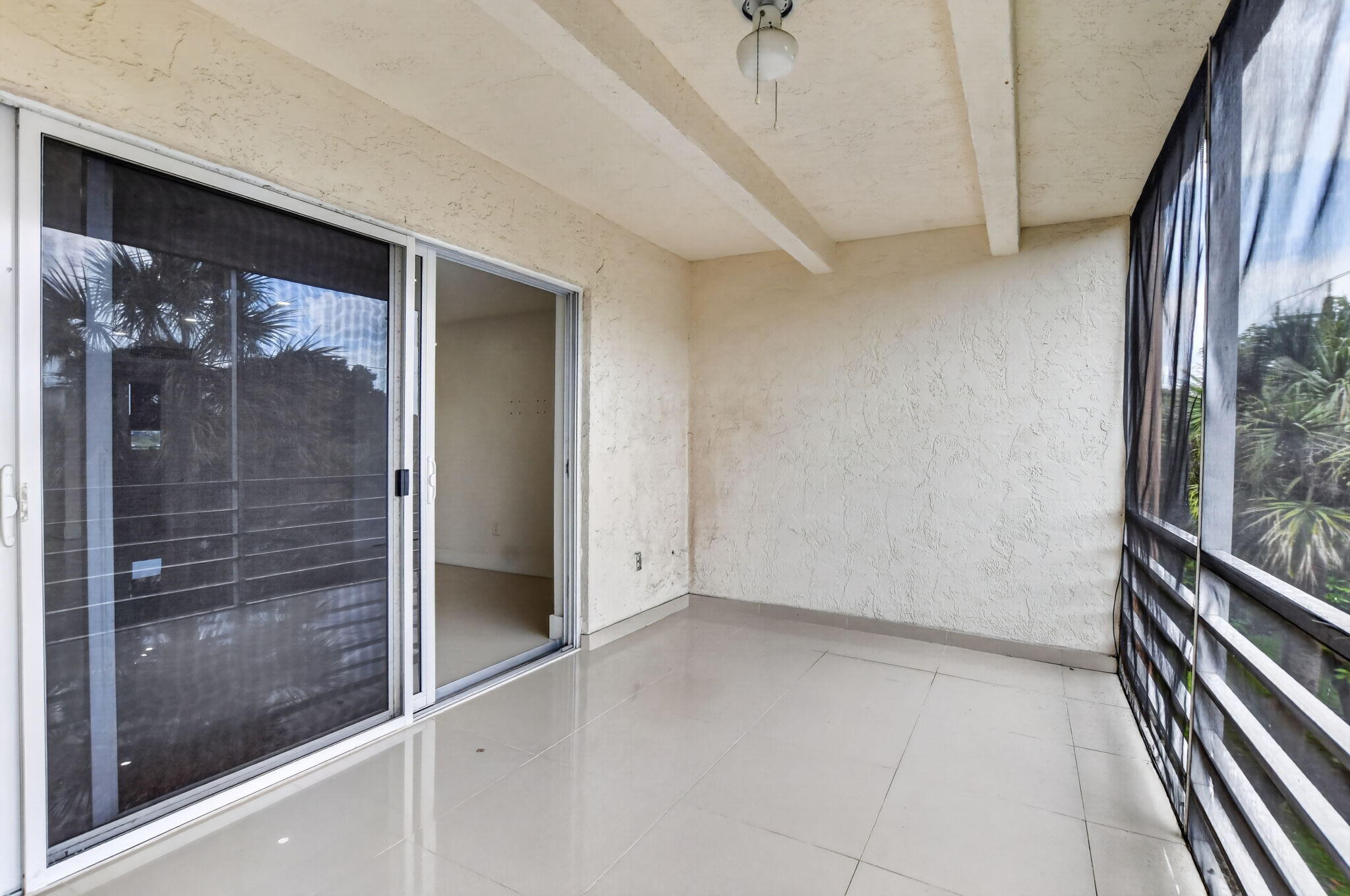 10110 Boca Entrada Boulevard, Unit 305 Boca Raton, FL 33428 - Photo 30 of 33 33-web-or-mls-DSC_2352