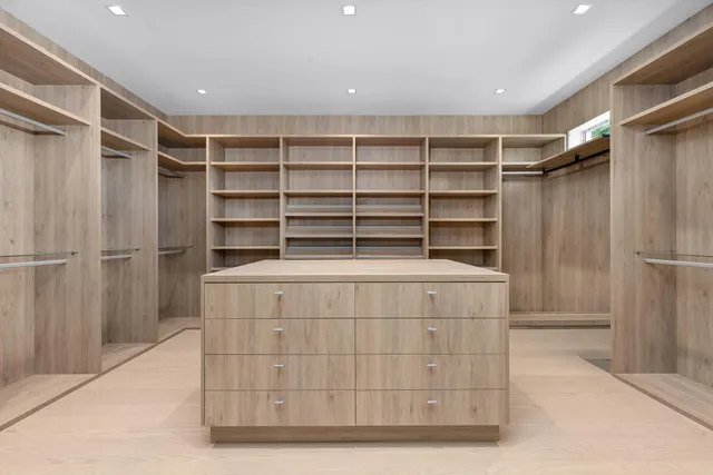 $6,250,000 | 810 Northeast 70th Street, Boca Raton, FL 33487