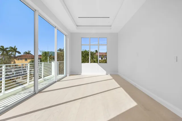 $6,250,000 | 810 Northeast 70th Street, Boca Raton, FL 33487