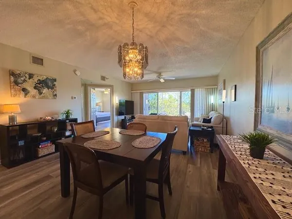 $2,650 | 6251 Shoreline Drive, Unit 2205, Seminole, FL 33708