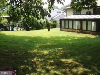 2215 Gilham Road Broomall, PA 19008 - Photo 2 of 6 Gallery Image 2