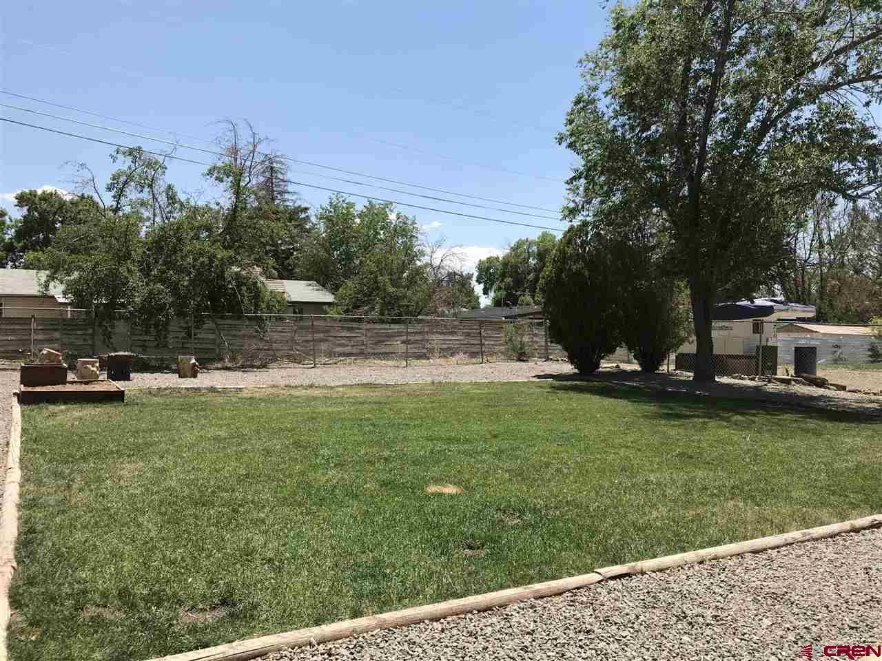 1812 Locust Road Montrose, CO 81401 - Photo 17 of 20 Gallery Image 17