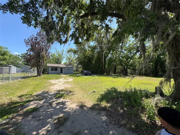 $1,200 | 1715 1/2 Martin Luther King Jr Boulevard, Bartow, FL 33830