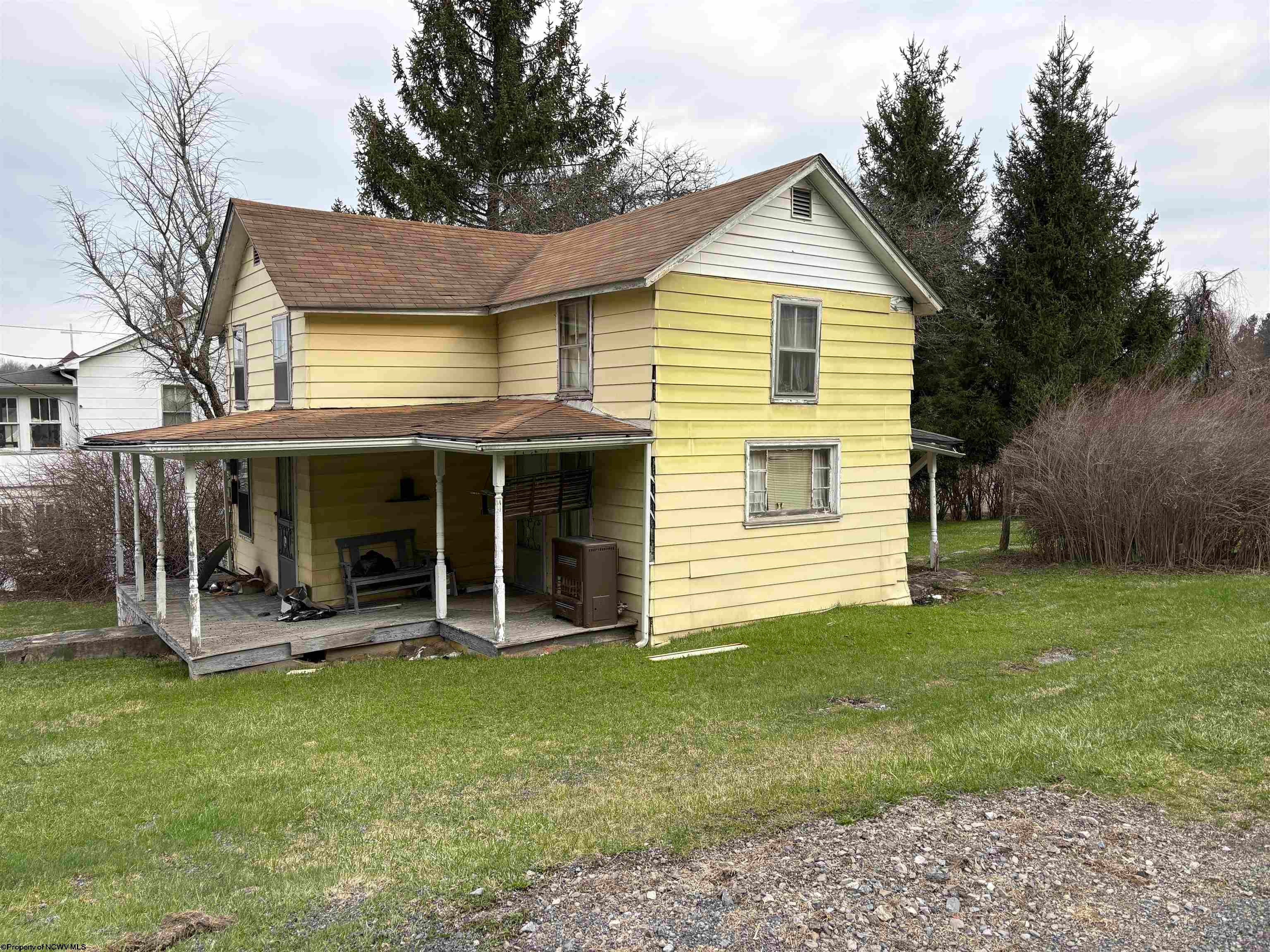 183 3rd Street Thomas, WV 26292 - Photo 2 of 4 Gallery Image 2