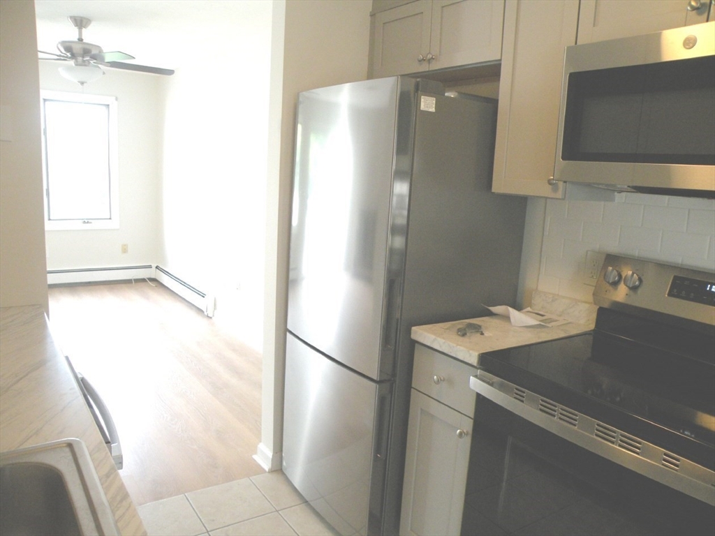84 Walpole Street, Unit 7J Canton, MA 02021 - Photo 4 of 17 Gallery Image 4