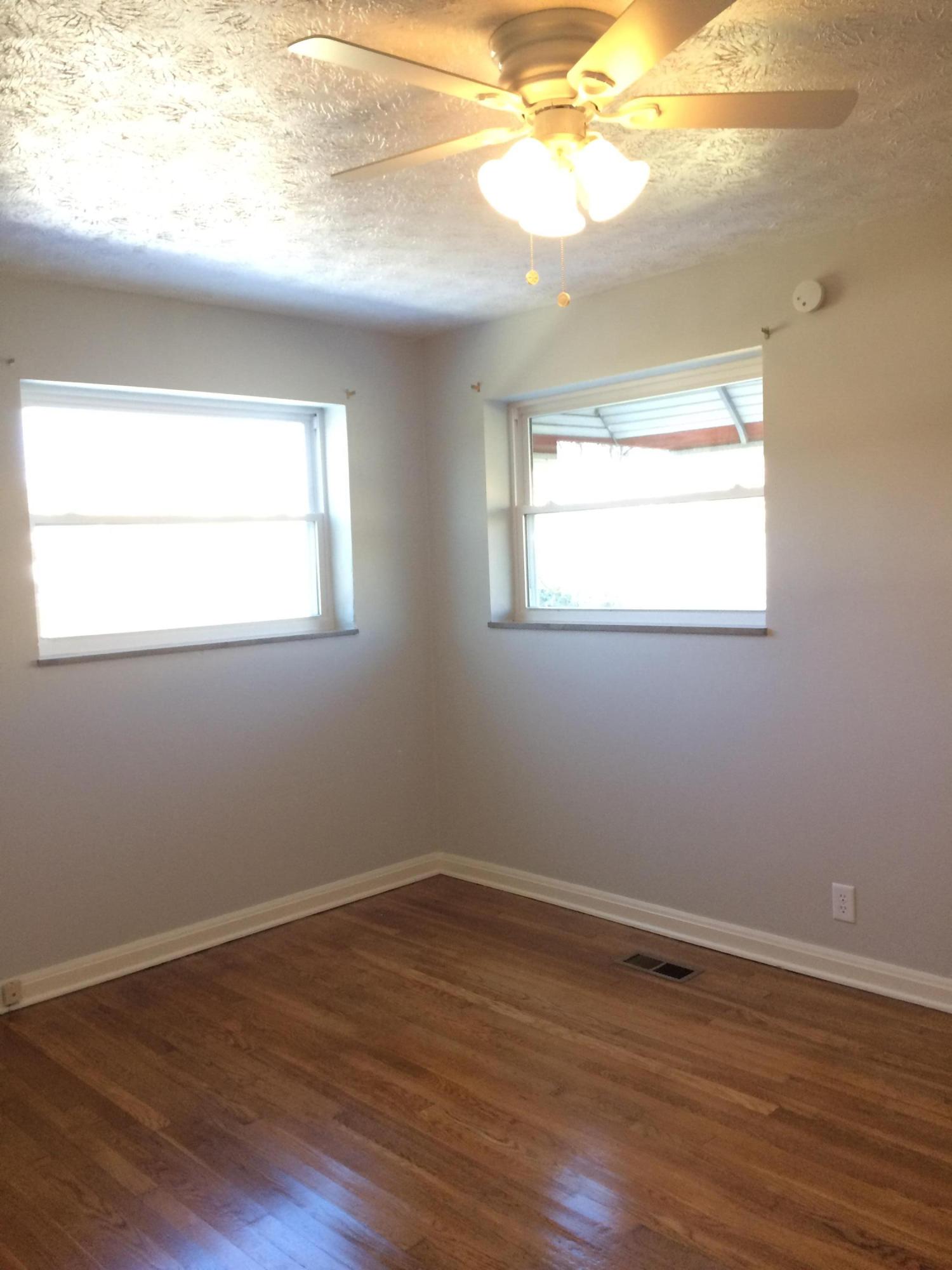7809 Ewing Road Powell, TN 37849 - Photo 12 of 28 image