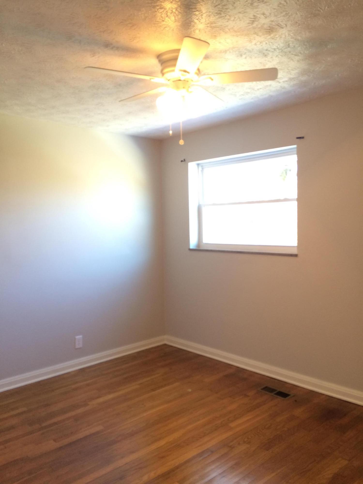 7809 Ewing Road Powell, TN 37849 - Photo 13 of 28 image