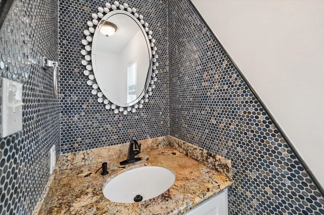 $4,100 | 10211 Olympia Drive, Houston, TX 77042