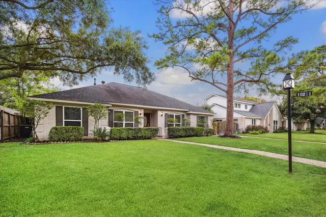$4,100 | 10211 Olympia Drive, Houston, TX 77042