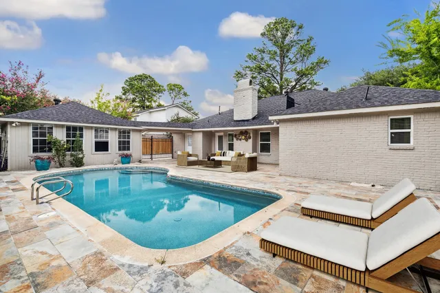 $4,100 | 10211 Olympia Drive, Houston, TX 77042