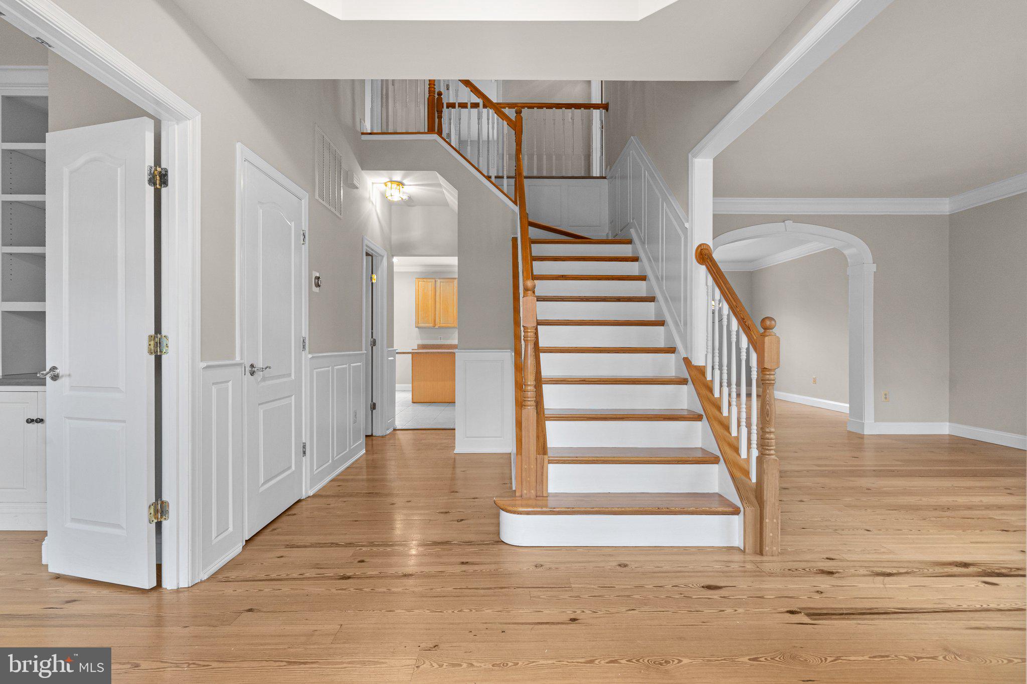 13804 Rockingham Road Germantown, MD 20874 - Photo 4 of 61 Gallery Image 4