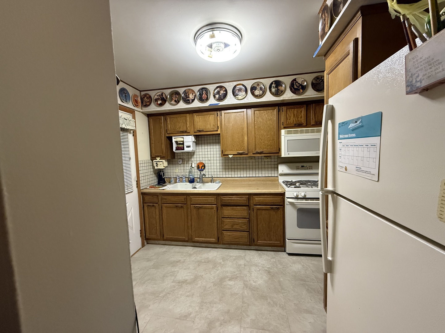 1522 Breen Street Joliet, IL 60436 - Photo 5 of 21