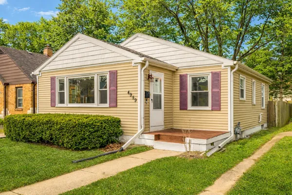 $325,000 | 4959 North Berkeley Boulevard, Whitefish Bay, WI 53217