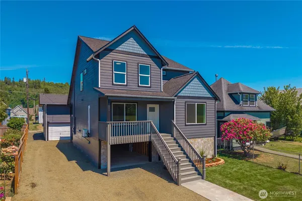 $479,950 | 2511 Bay Avenue, Hoquiam, WA 98550